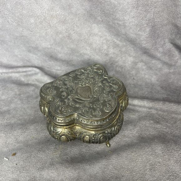 Vintage Brass Jewelry box Japan Trinket Red Velvet Lining Gold Boho - Picture 1 of 8